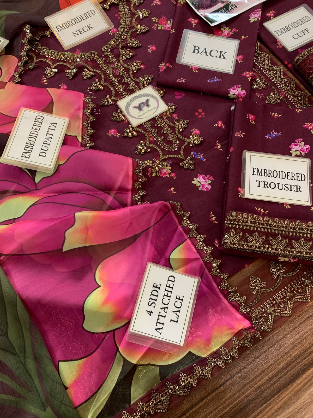 IZNIK Luxury Printed Lawn Suit With Silk Digital Dupatta | Beautiful Unstitched Lawn Embroidery Dress | Branded Dress For Girl's