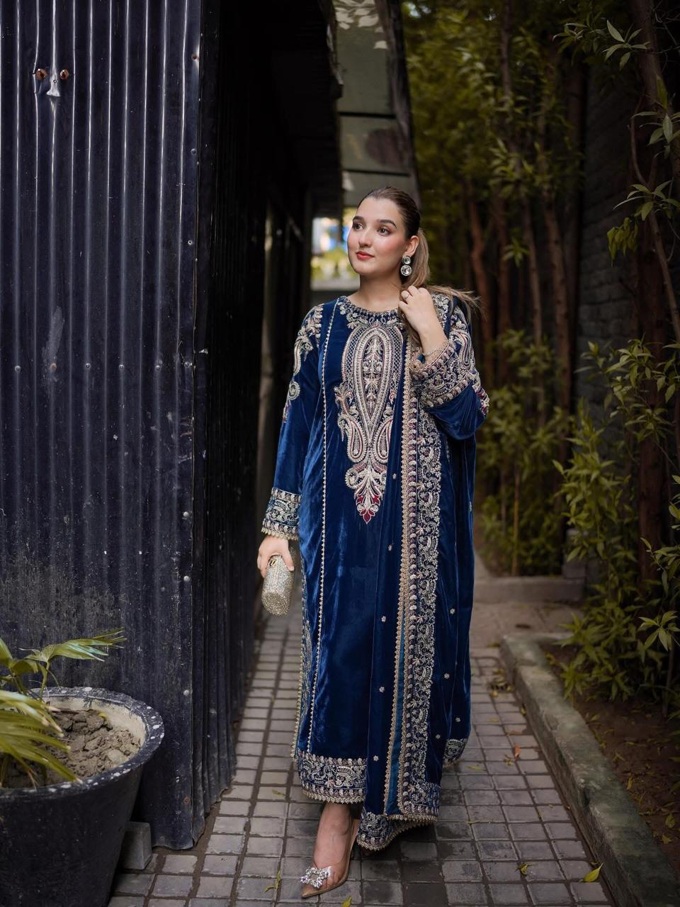 Velvet Embroidery Dress Winter| Embroidery Party Dress| Wedding Wear 2025| Velvet Fancy Dress