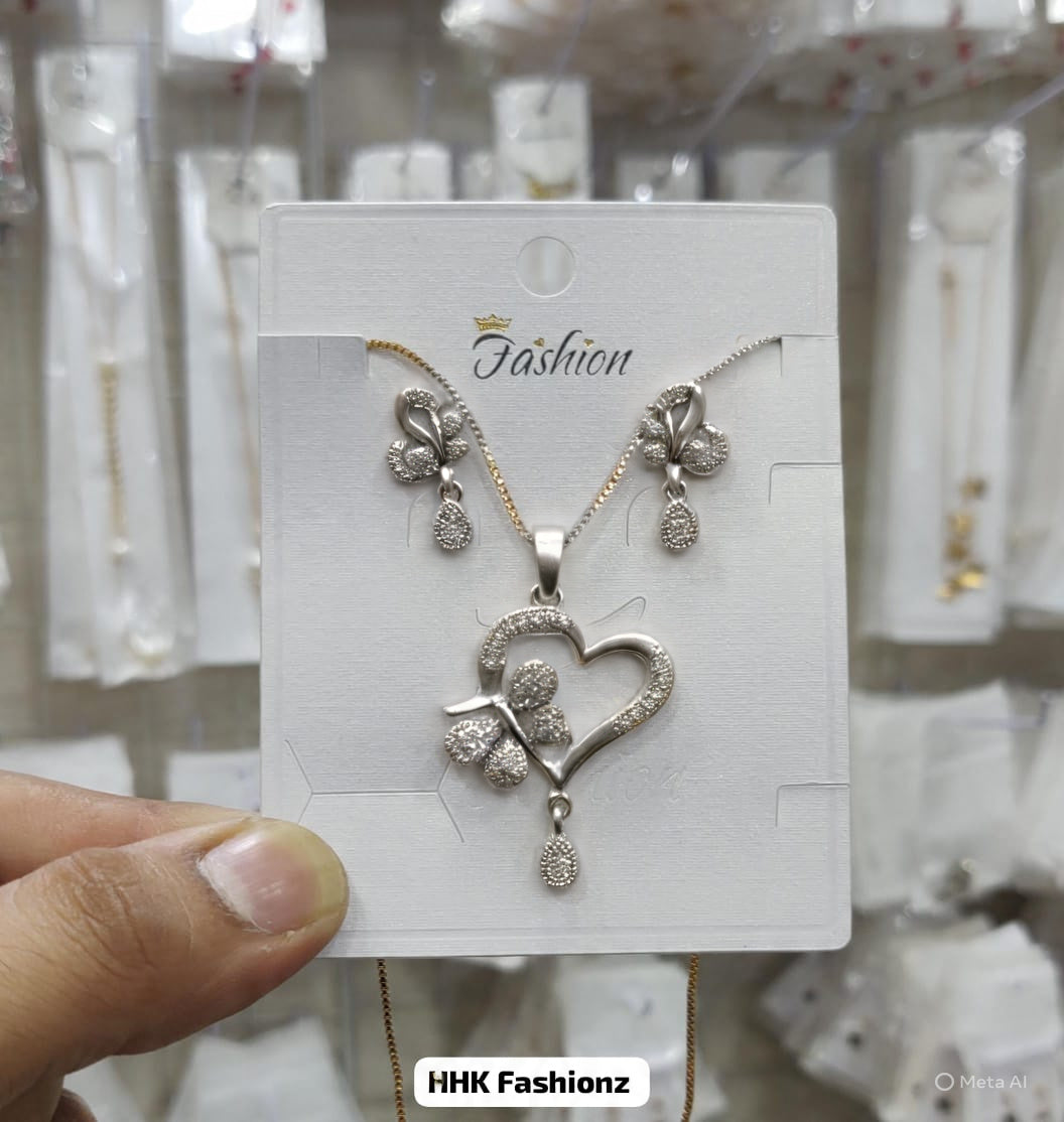 💖 Beautiful Butterfly 🦋 Heart ❤ Locket Earrings Set