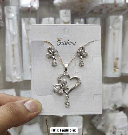 💖 Beautiful Butterfly 🦋 Heart ❤ Locket Earrings Set