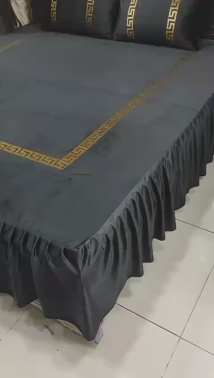 Velvet Bridal Bedsheet| Trending Bedsheets| Shiny Velvet Bedsheet| Beautiful Bedsheet| Velvet Bedsheet| Luxury Style Bedsheet