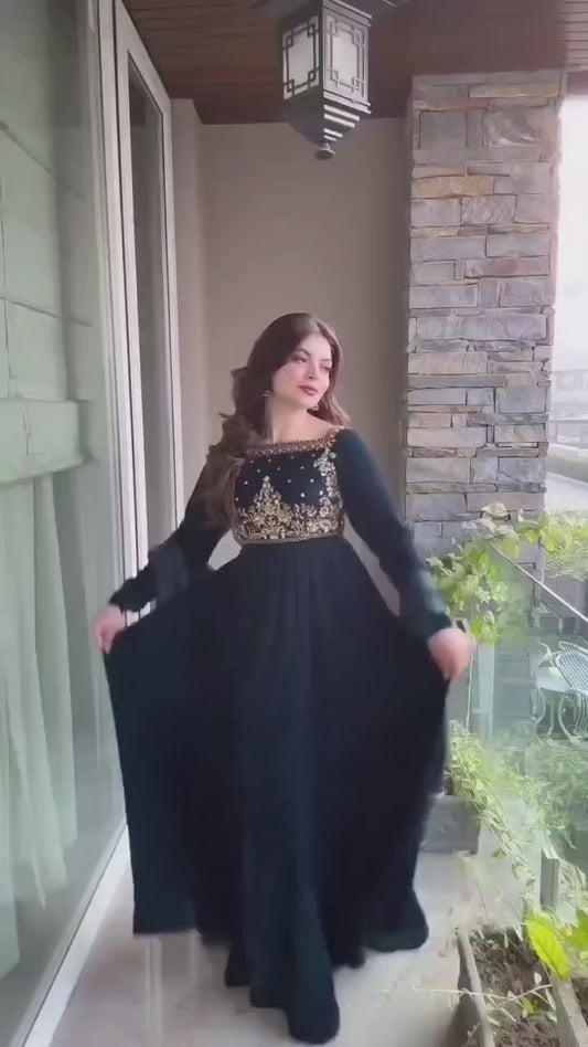 Embroidered Velvet Maxi Dress for Women | Luxury Party & Wedding Wear | Beautiful Velvet Maxi | Stitched Velvet Maxi With Chiffon Duppata