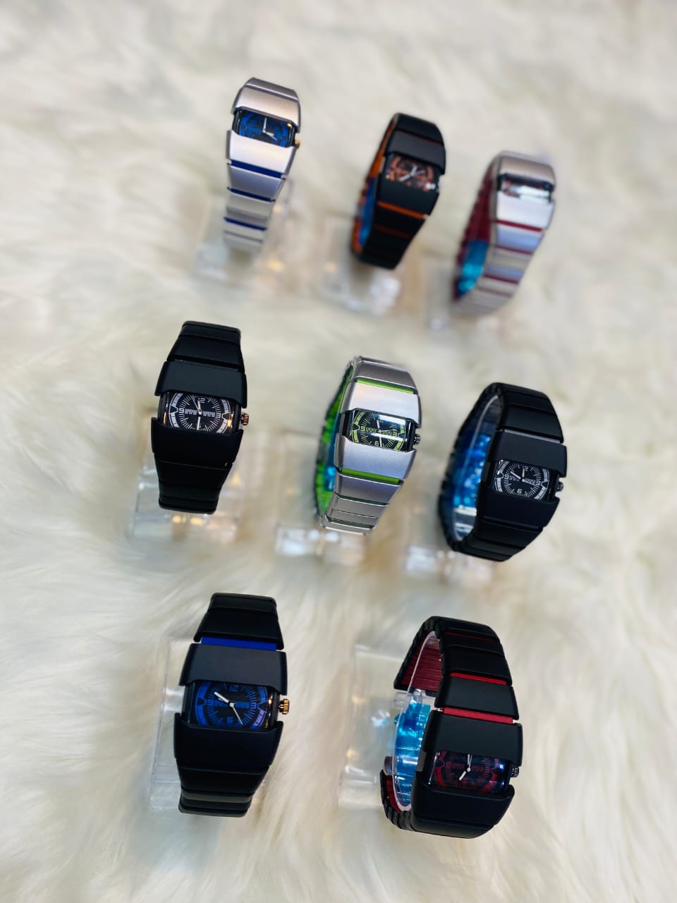 Men’s Casual Sports Style Watch With Fiber Chain | Lightweight Quartz Watch | Men's Stylish Watch ⌚