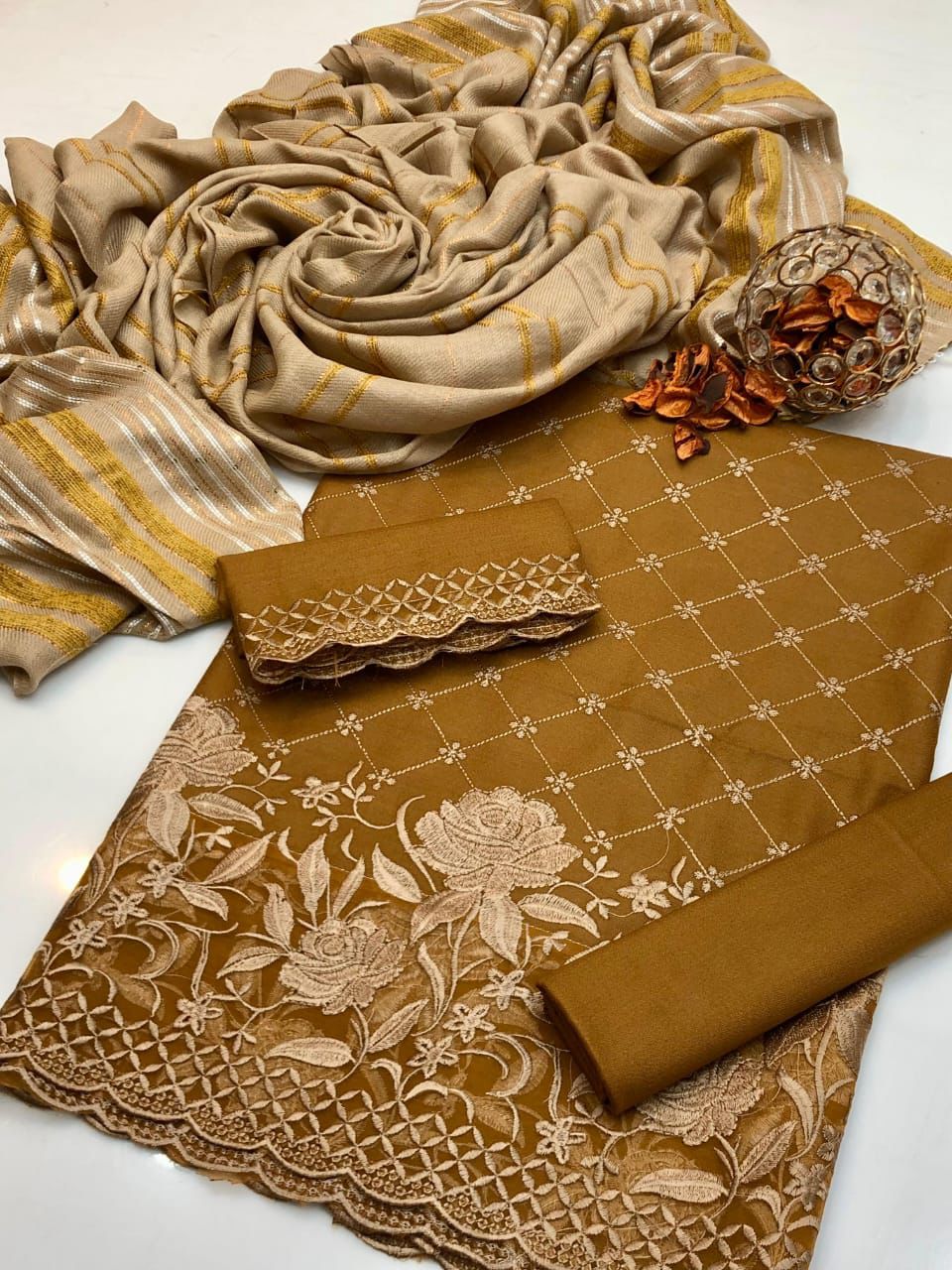 Dhanak Breeze Embroidery Dress| Girls Embroidery Dress| Winter Dress For Women| Velvet Border Duppata Dress| 2025 Winter Collection| Delivery Free 🆓