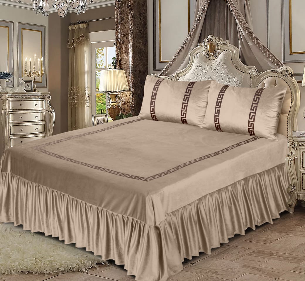 Velvet Bridal Bedsheet| Trending Bedsheets| Shiny Velvet Bedsheet| Beautiful Bedsheet| Velvet Bedsheet| Luxury Style Bedsheet