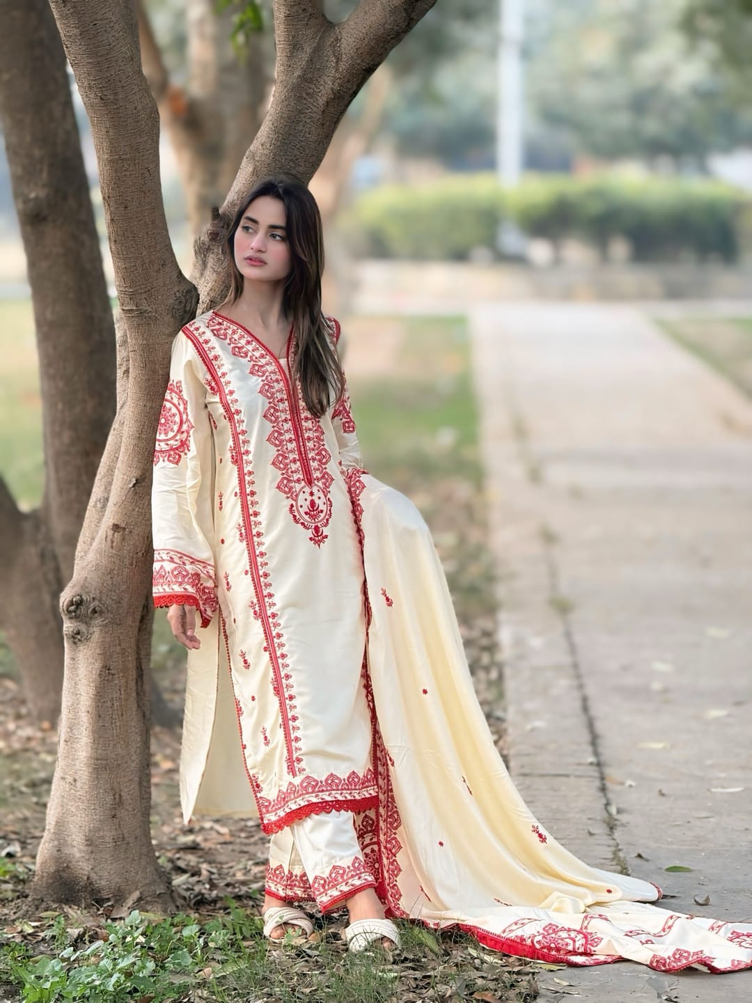 Dhaga Embroidery 3PC Suit | Heavy Embroidered Shawl | Stone Linen Brand Fabric | Embroidery Dress For Girl's