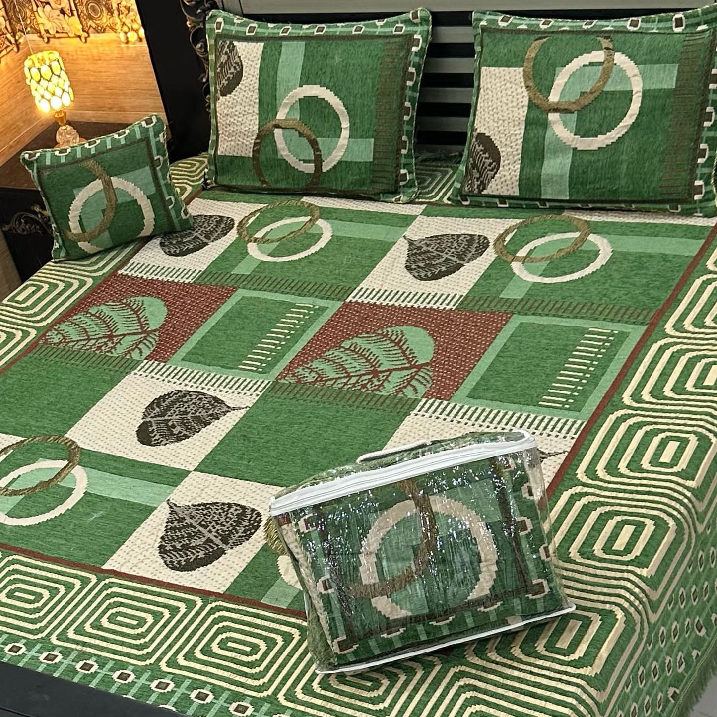 4Pc Velvet Jacquard King Size Bedsheet | Luxury Winter Bedsheet  | Jacquard King Size Bedsheet