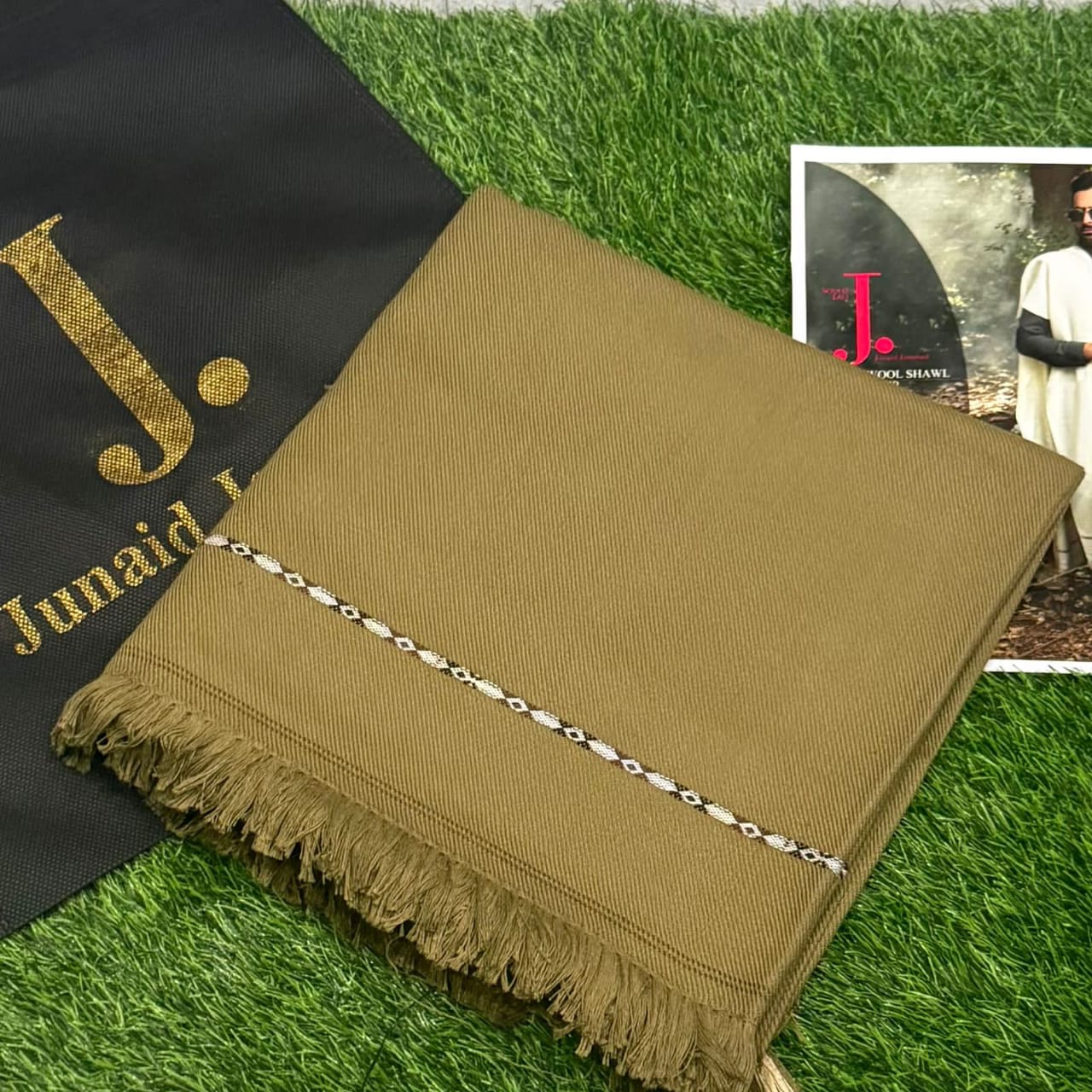 J.Mardana Shawl | Gent's Shawl | Soft Wool Shawl For Men's | Elegant Wool Shawl For Men's